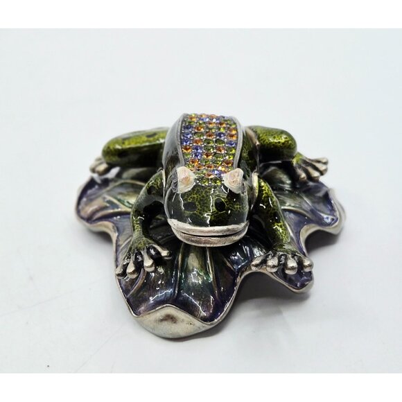 Jeweled Frog Trinket Box With Swarovski Crystals & Enamel Detailing On Leaf Base - Picture 5 of 11